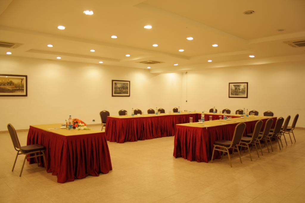 Chariot Beach Resort Mahabalipuram Εξωτερικό φωτογραφία
